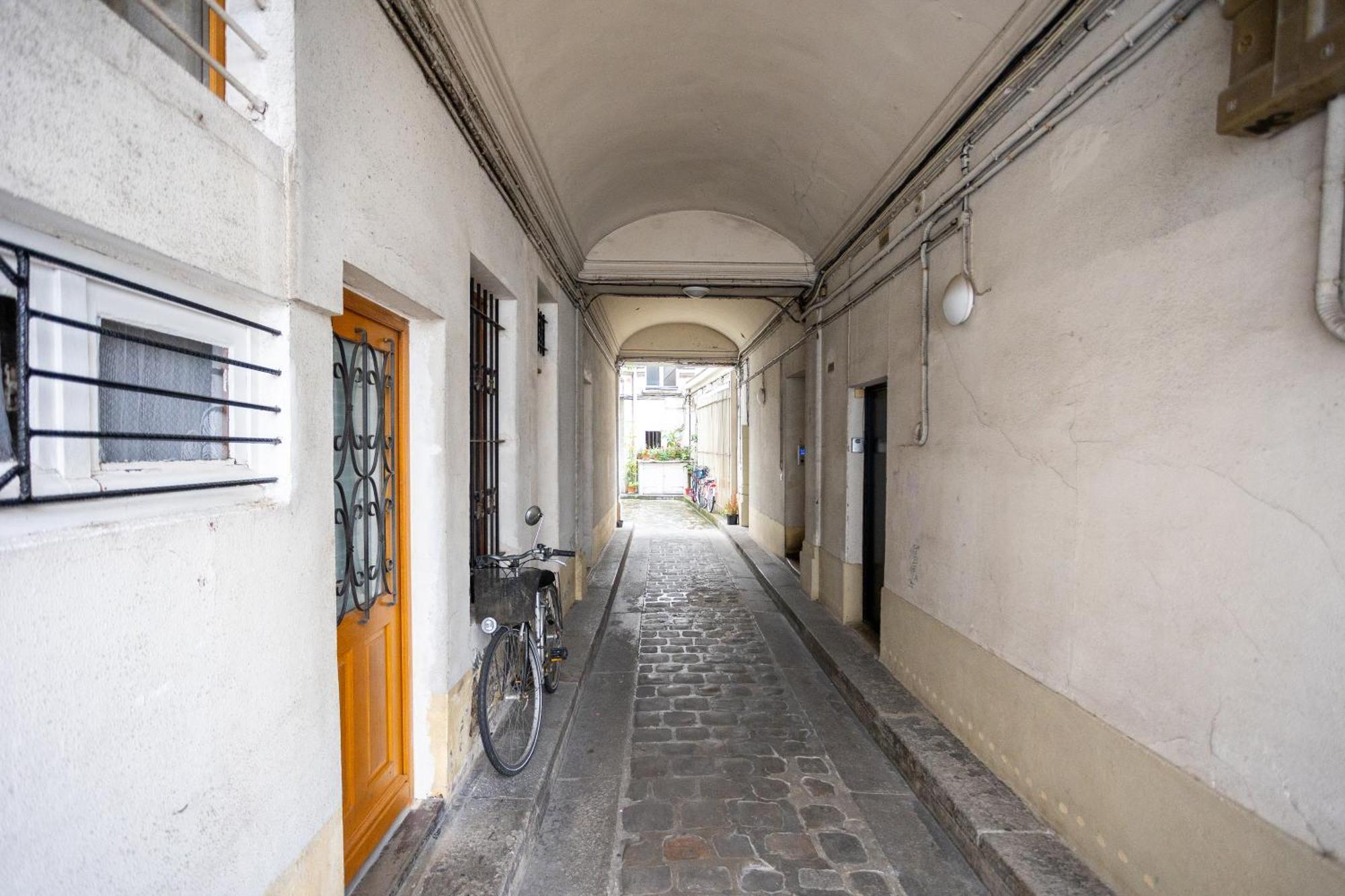Studio Cosy Romantique En Plein Coeur De Paris Apartman Kültér fotó